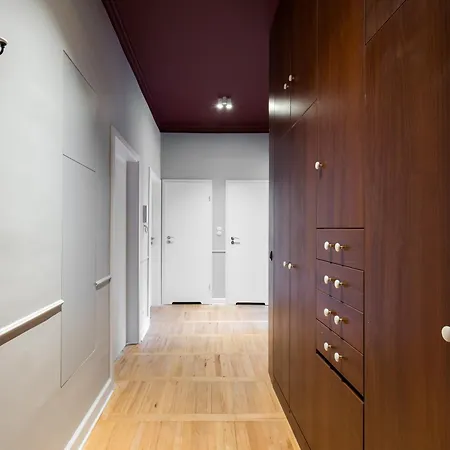 Apartamento Hala Mirowska Spacious By Bookinghost Varsovia
