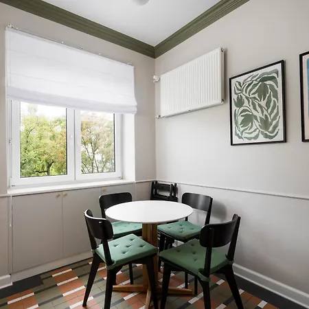 Hala Mirowska Spacious Apartment *