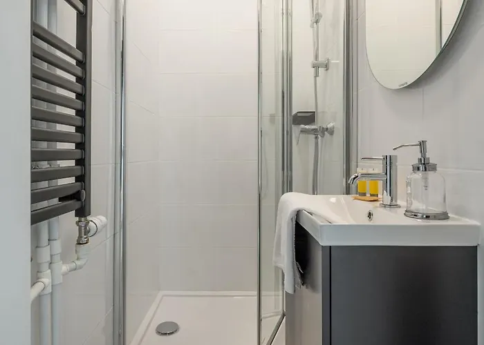 Hala Mirowska Spacious By Bookinghost Апартаменты