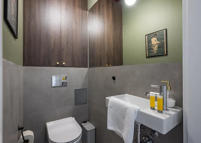 Hala Mirowska Spacious By Bookinghost 아파트 *