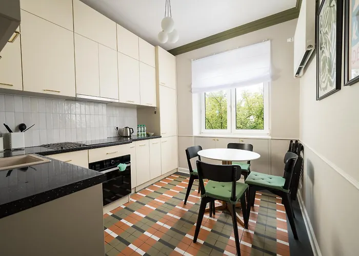 Hala Mirowska Spacious By Bookinghost Апартаменты