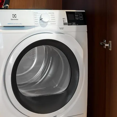 Hala Mirowska Spacious By Bookinghost Warszawa